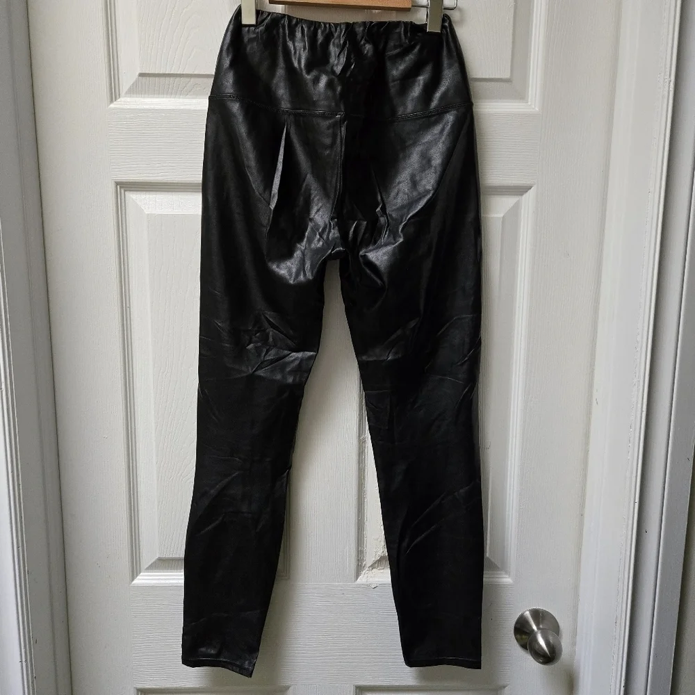 Wilfred Free Daria Black Pant High-waisted Vegan Leather leggings - Picture 4 of 6